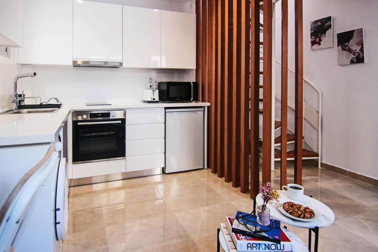 Phaedrus Living: Luxury Maisonette Lighthouse 60 Paphos Bagian luar foto